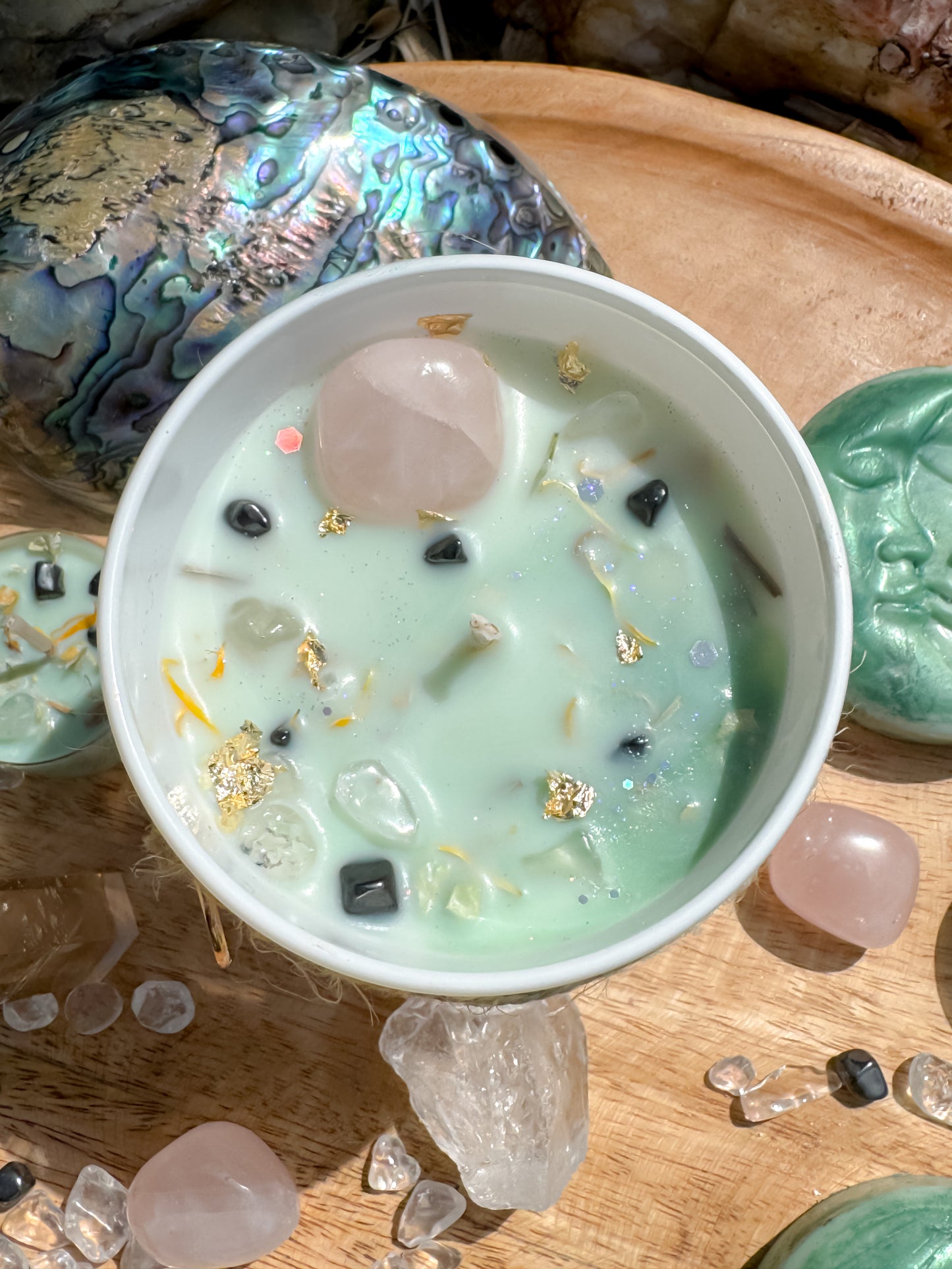 Kristallkerze „BALANCE“ mit Rosenquarz, Hämatit & Bergkristall